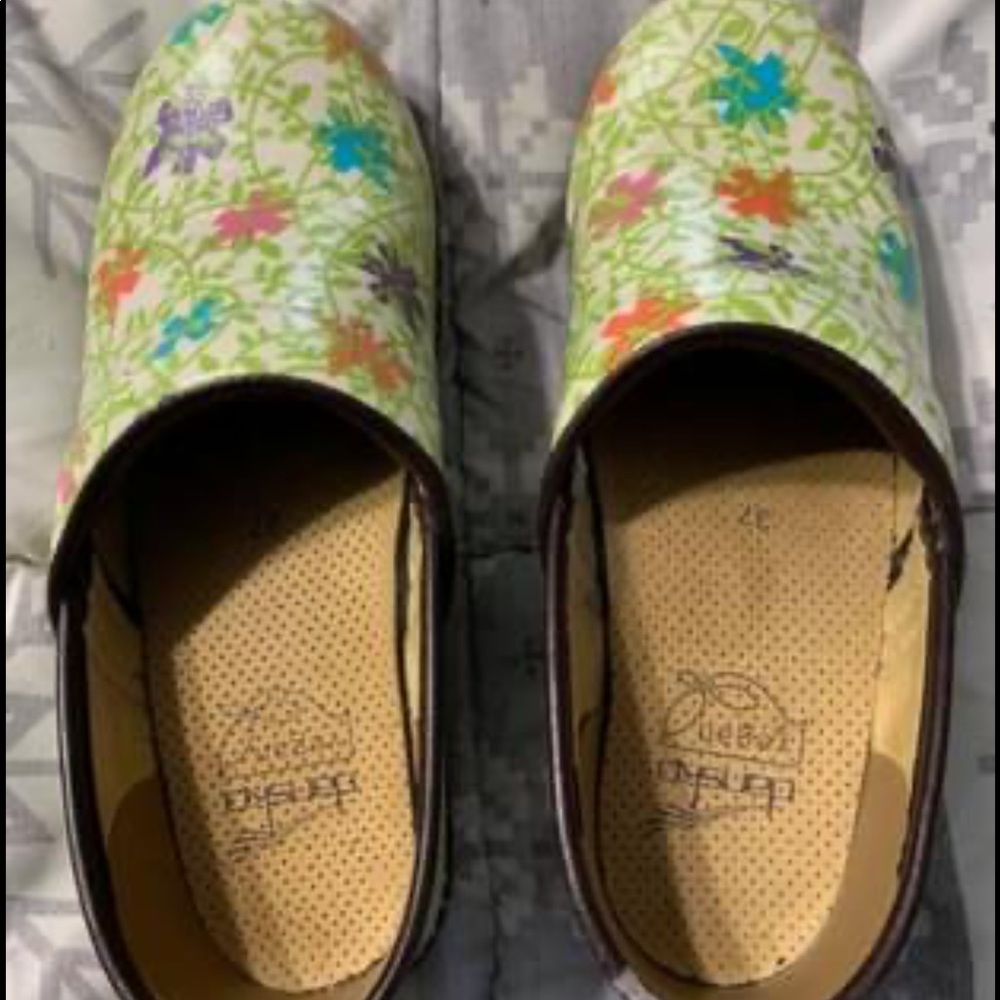 Vegan dansko clogs
